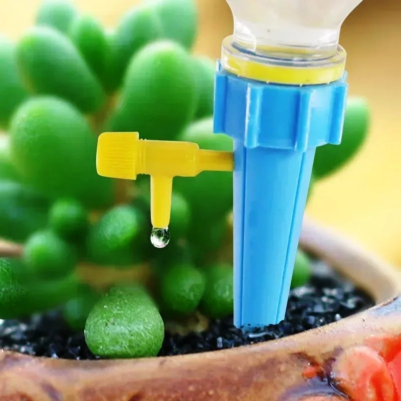 12pcs Gardening Irrigation System Self Water Bottle Automatic Watering Dripper